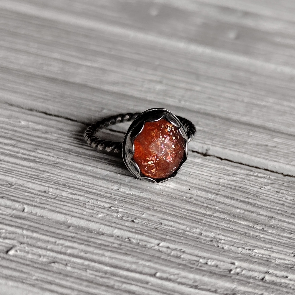Sunstone Ring - Picture 10 of 16